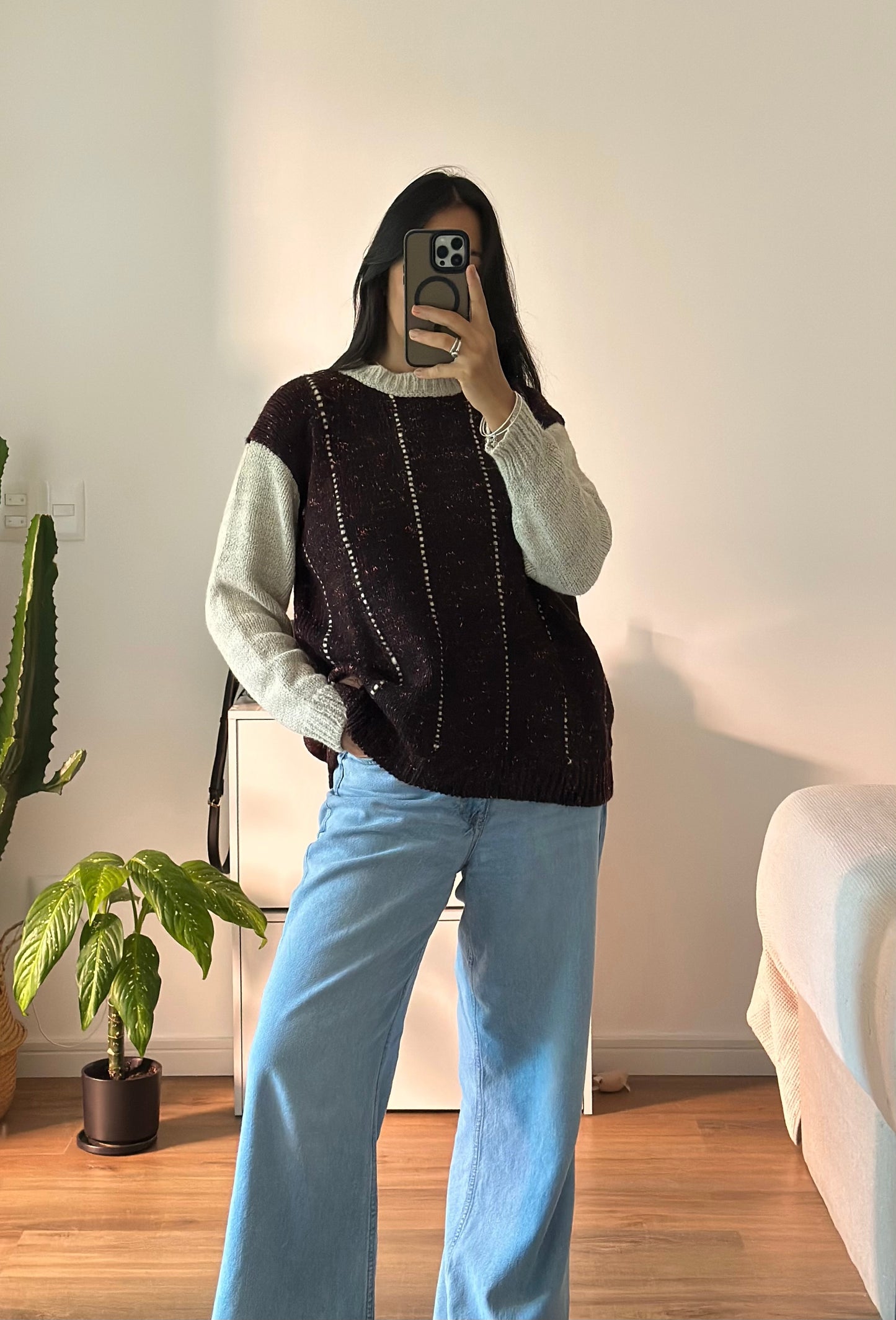 sweater uva
